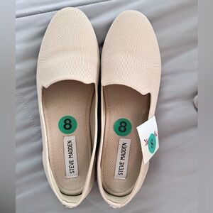 Steve Madden Women's Beige Loafers